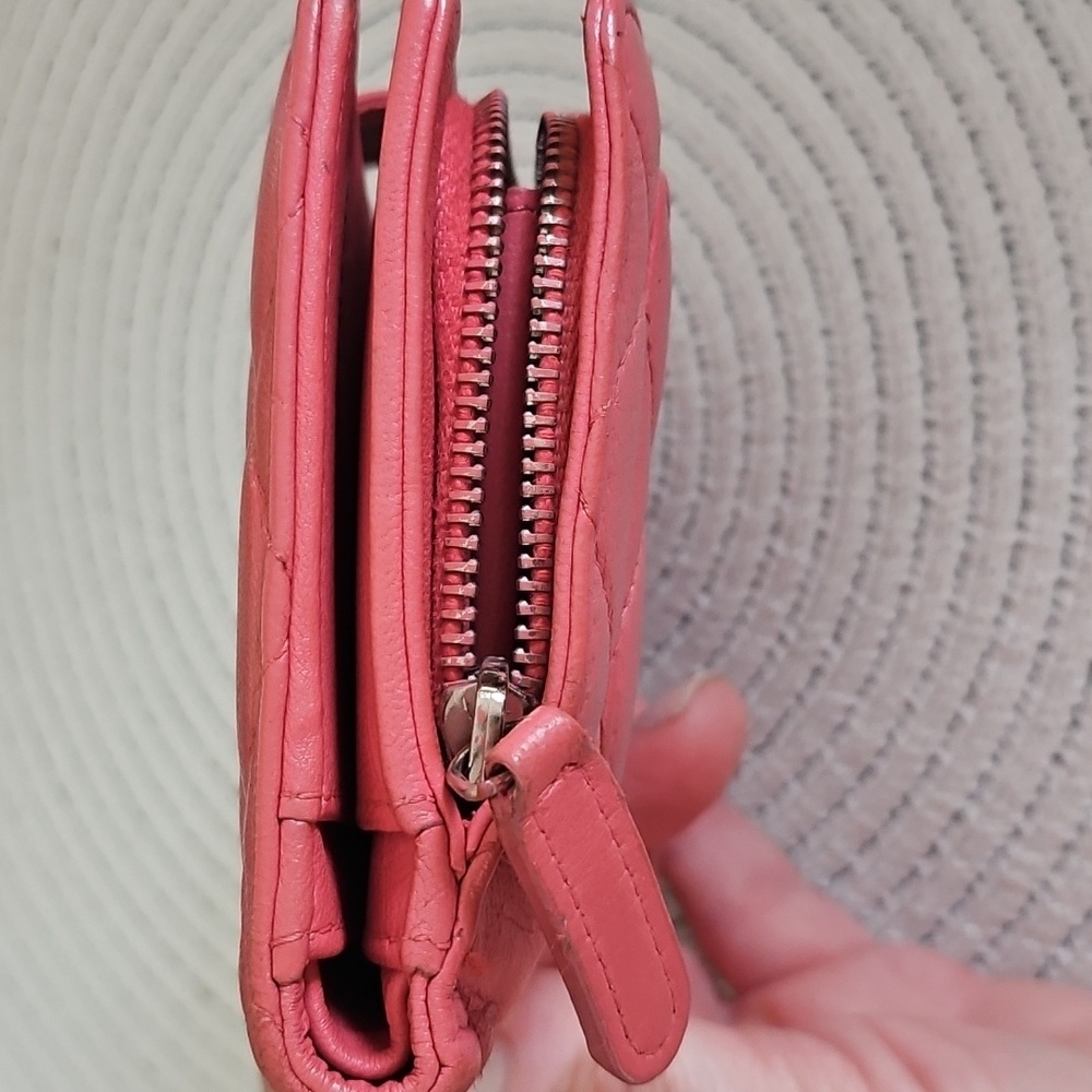 CHANEL Quilted Coral Pink Wallet - Final Price - Picture 10 of 12